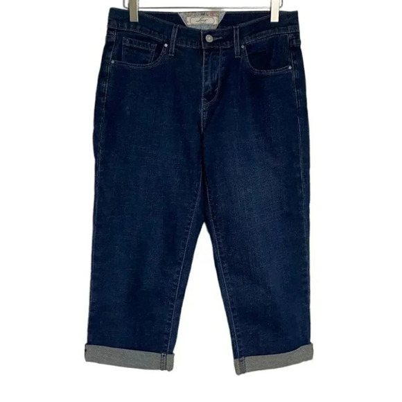 Levi's women's 4 blue‎ jean capris with rolled hem - Picture 1 of 3